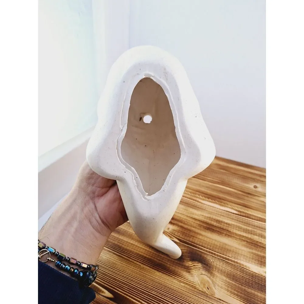 Hobbiest Ceramic Smiling Grey Whale‎ 12
